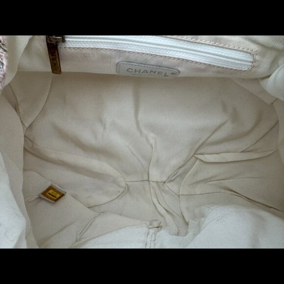 Chanel Tweed Boucle Top Handle Bag - Picture 16 of 16